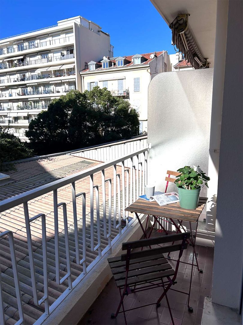 Balcony No 1