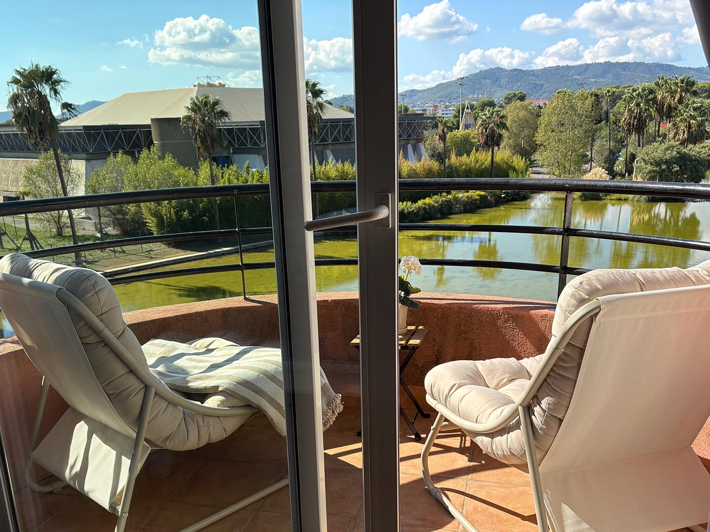 Balcony_pond_3