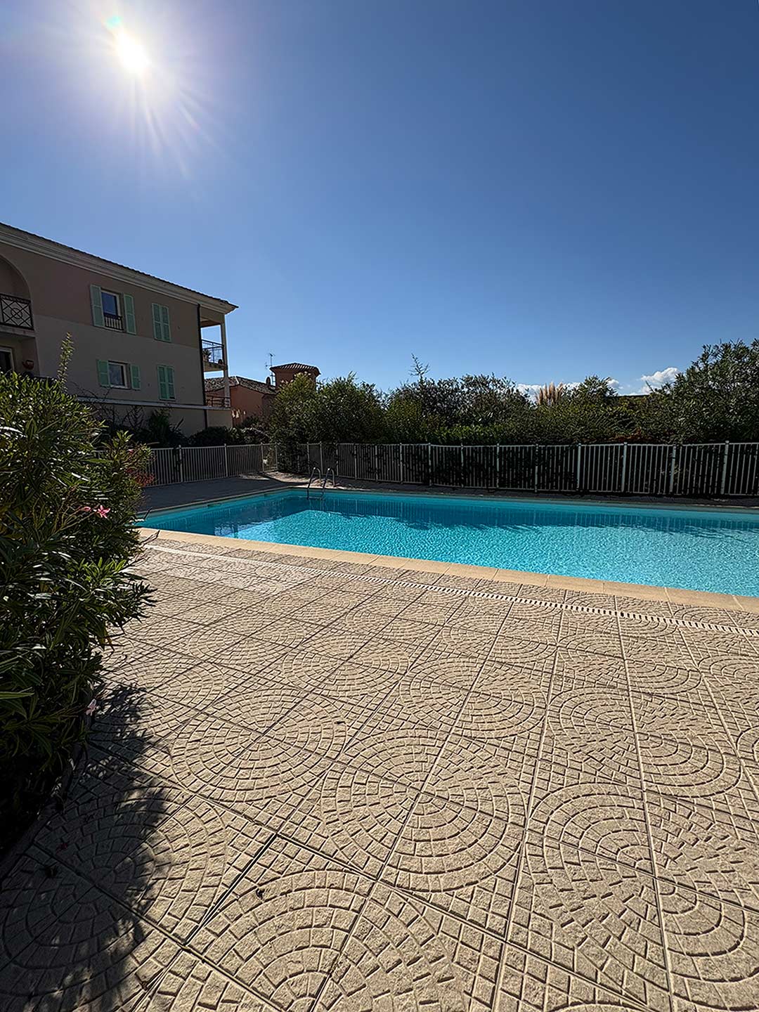 Hus_pool_1