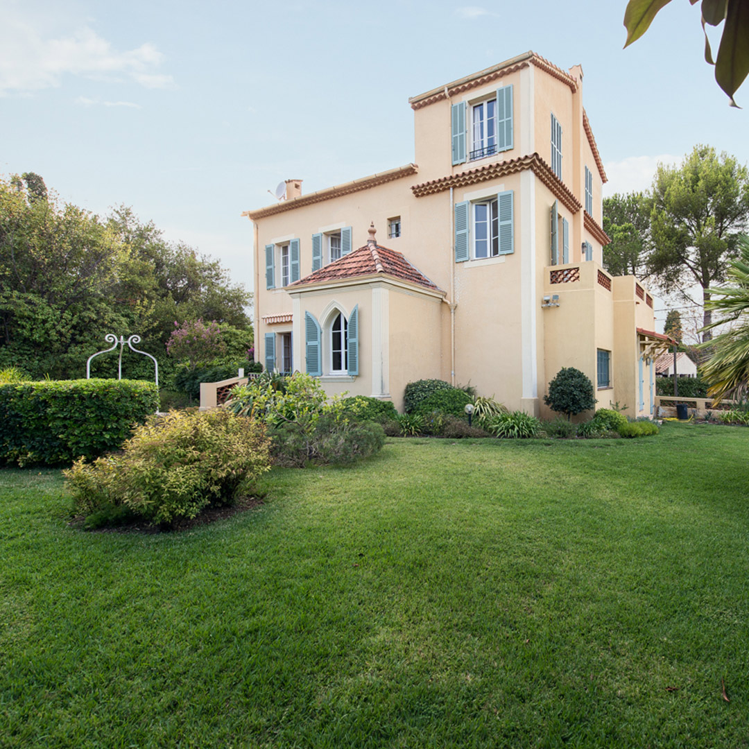 Villa La Sperata – A Beautiful Villa with a large private garden at Cap d’Antibes