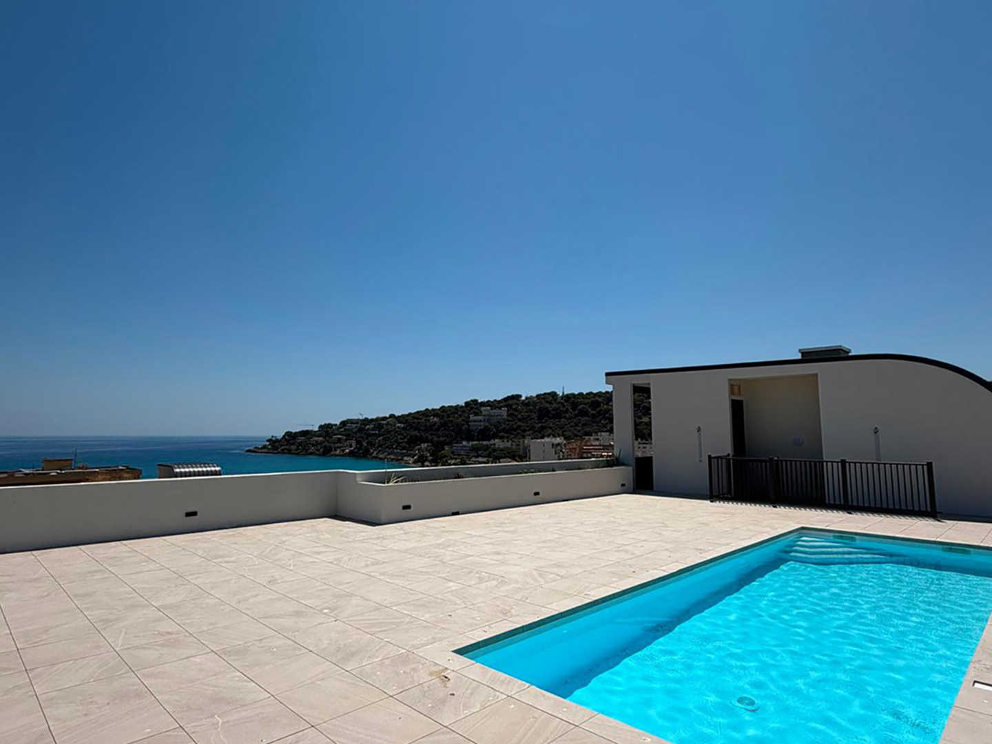 Les Orchidées – A Stunning new 2-bedroom apartment with a sea view and a large terrace