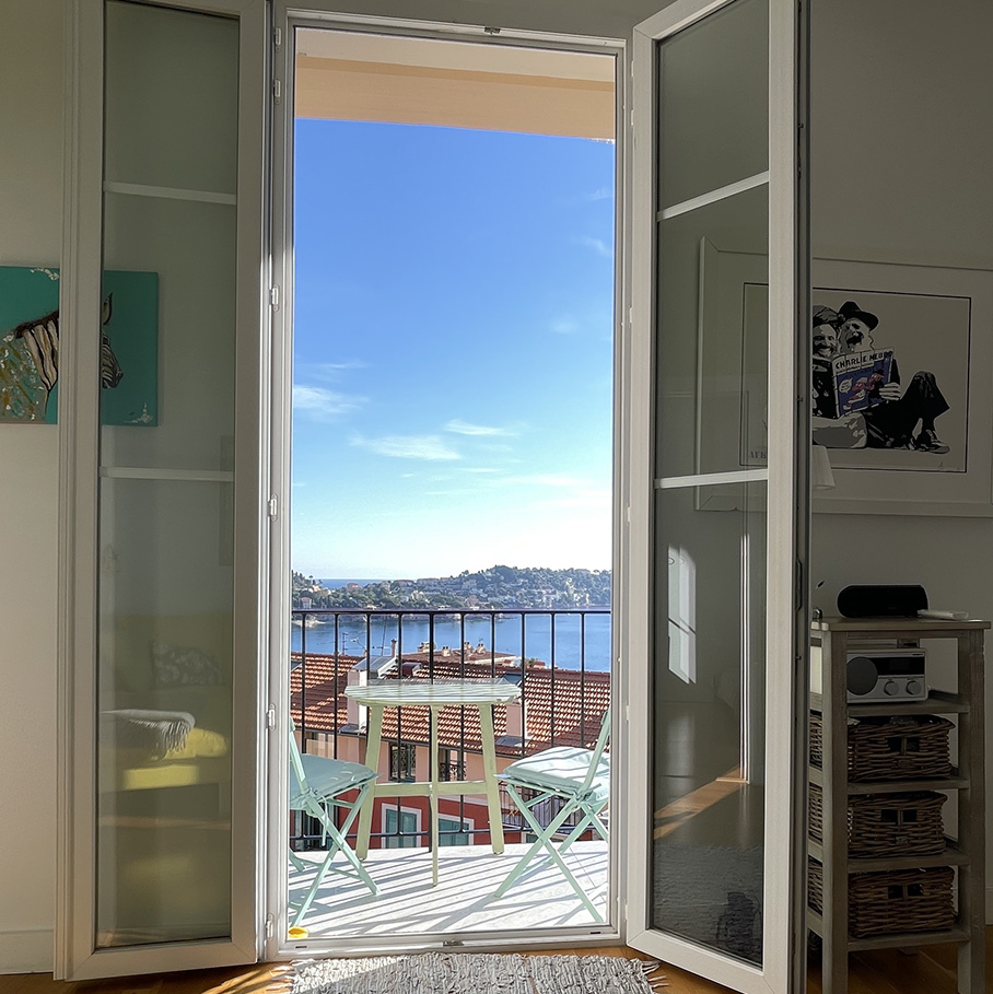 Albert 1er – Lovely two-bedroom apartment with a wonderful sea view