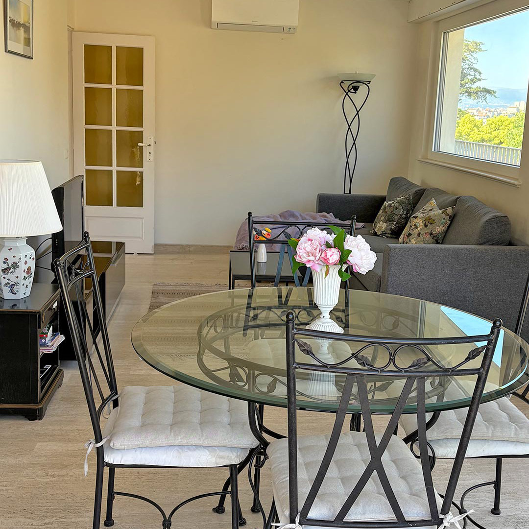 La Petite Fantaisie - Featured 3