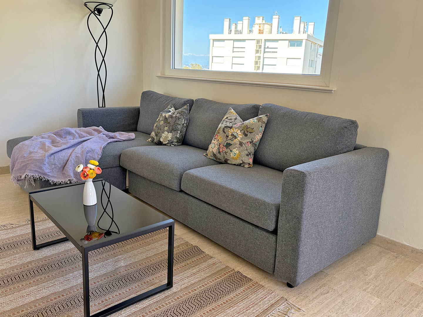 La Petite Fantaisie - Living Room 1