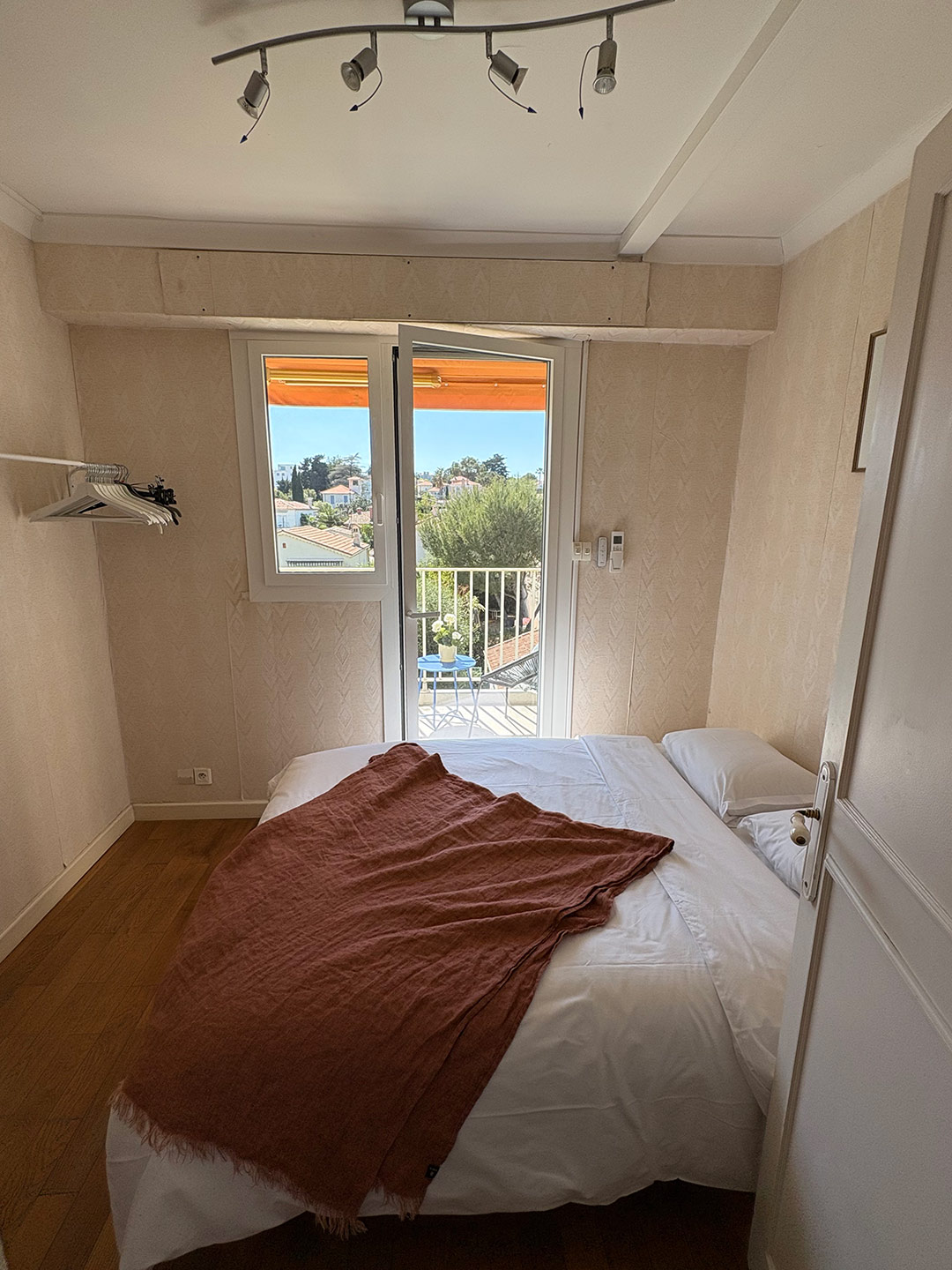 La Petite Fantaisie - Second Bedroom 1
