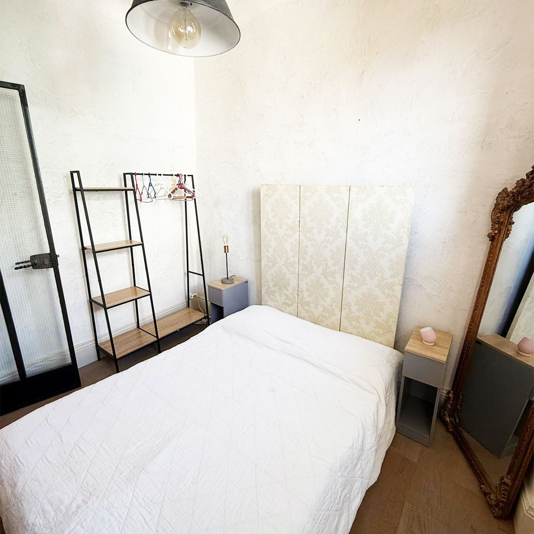 La Petite Ruelle - Featured Bedroom
