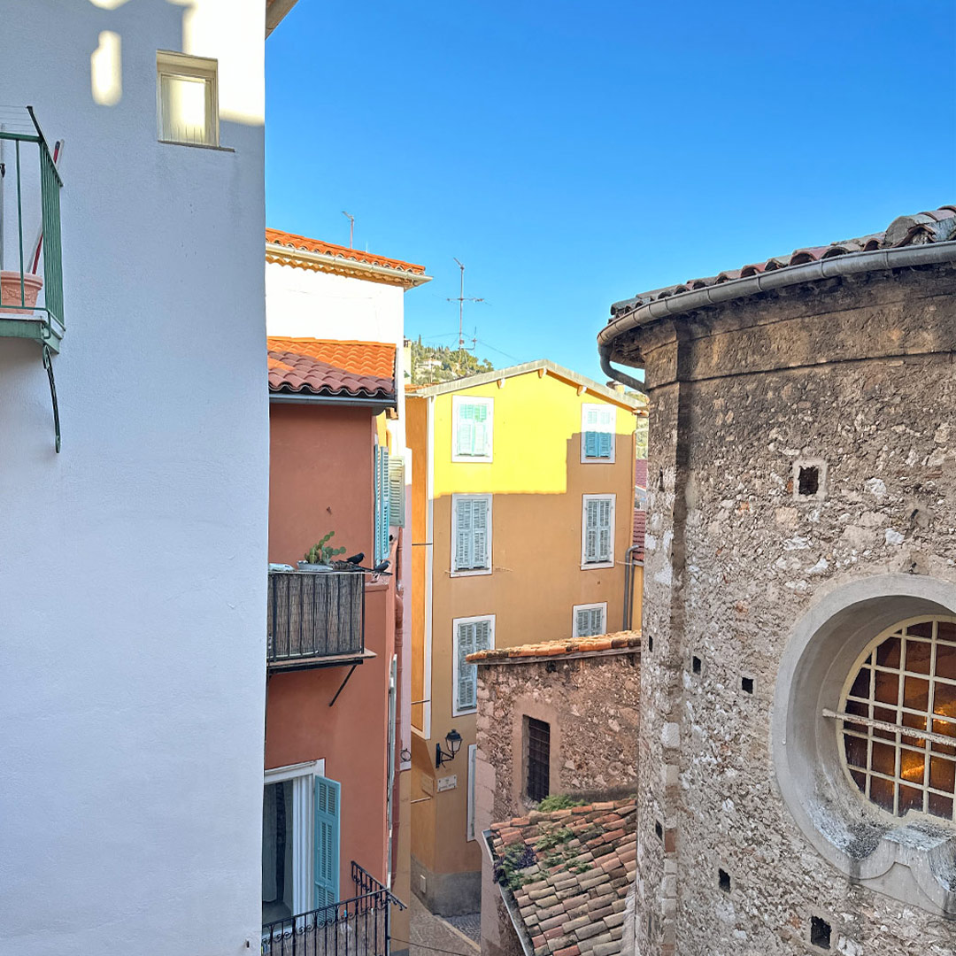 La Petite Ruelle - Hero View 1