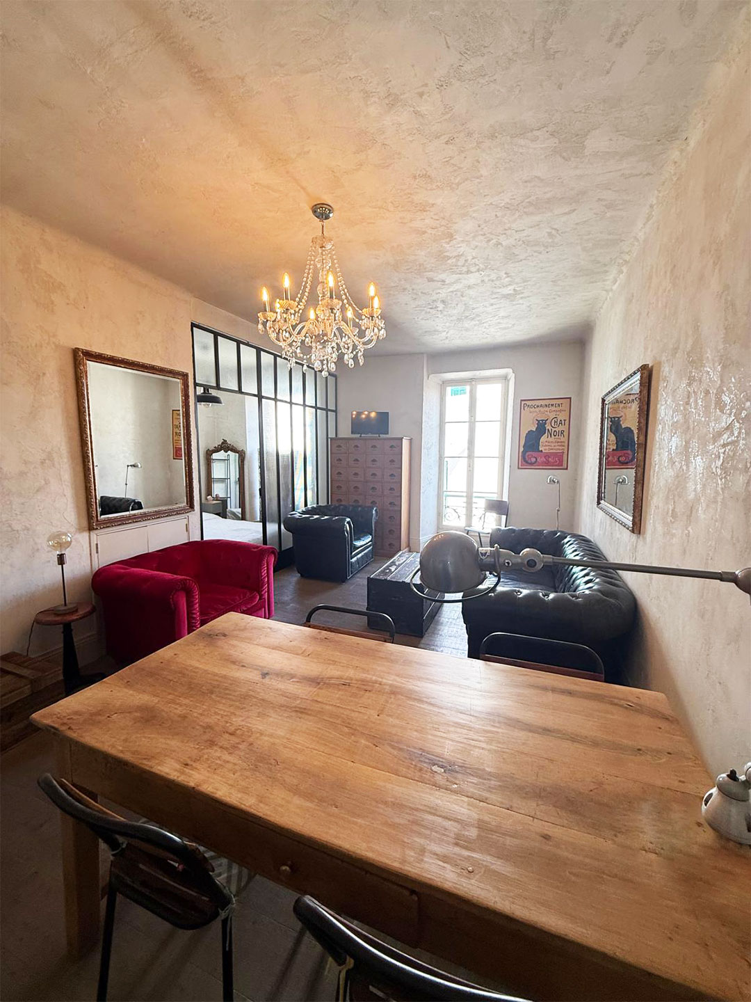 La Petite Ruelle - Living Room 1