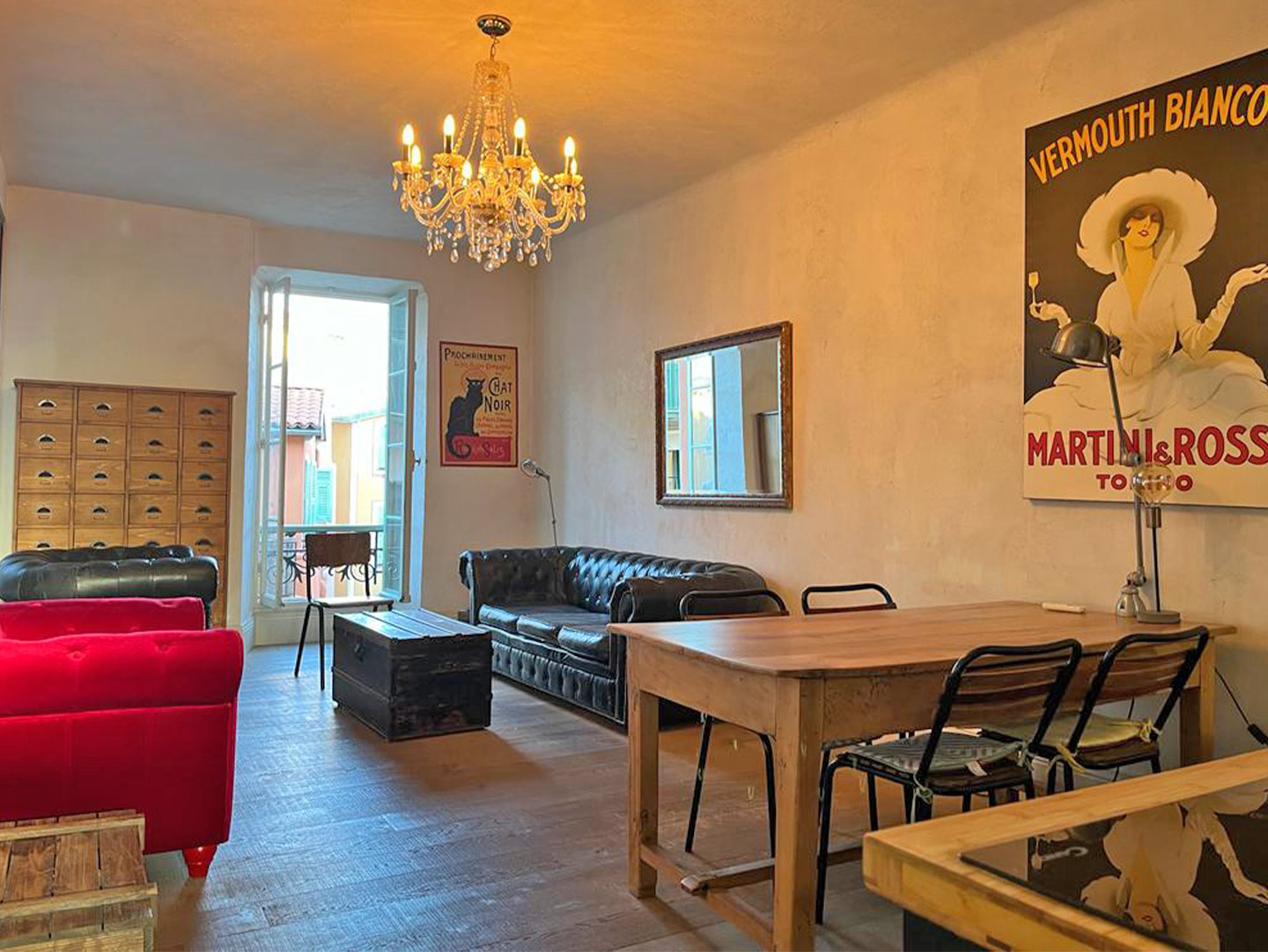 La Petite Ruelle - Living Room 5