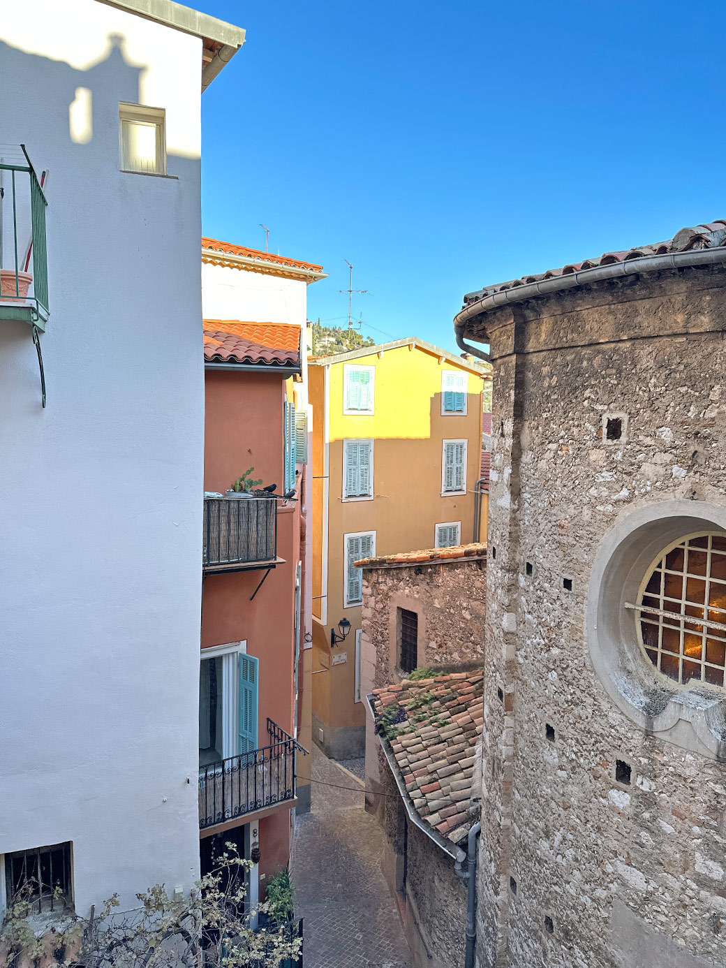 La Petite Ruelle - View 1