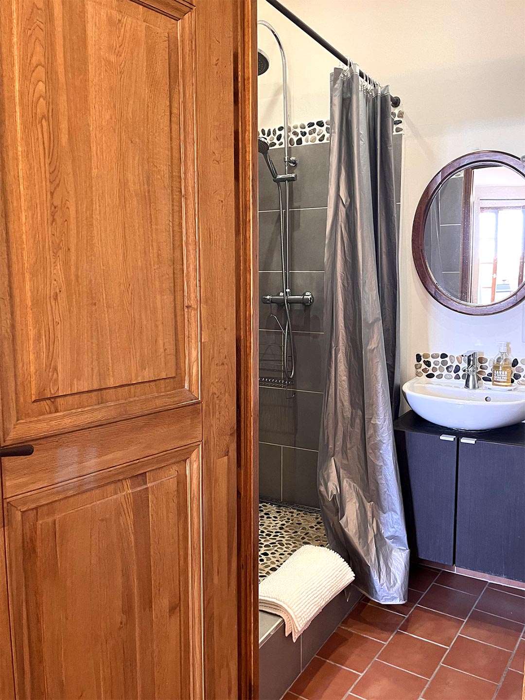 La Vue - Bathroom