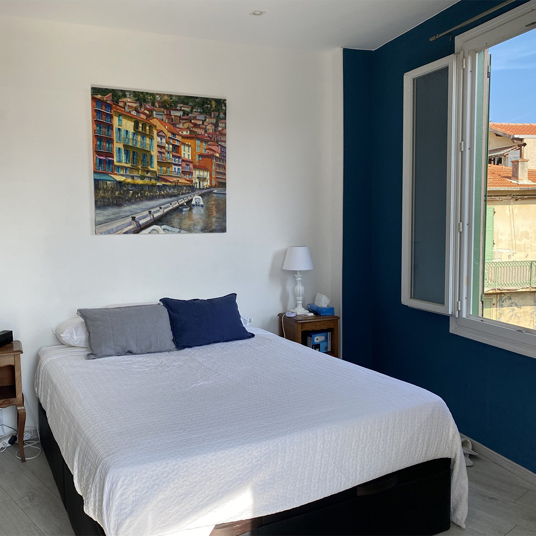 Les Trois Balcons - Featured 2