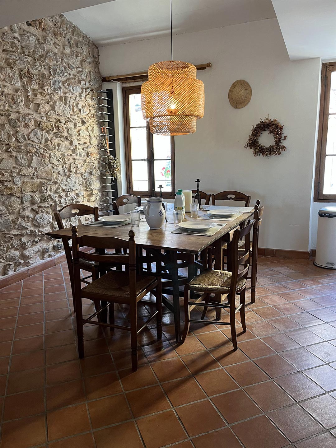 Rue Fourmilliere - Table