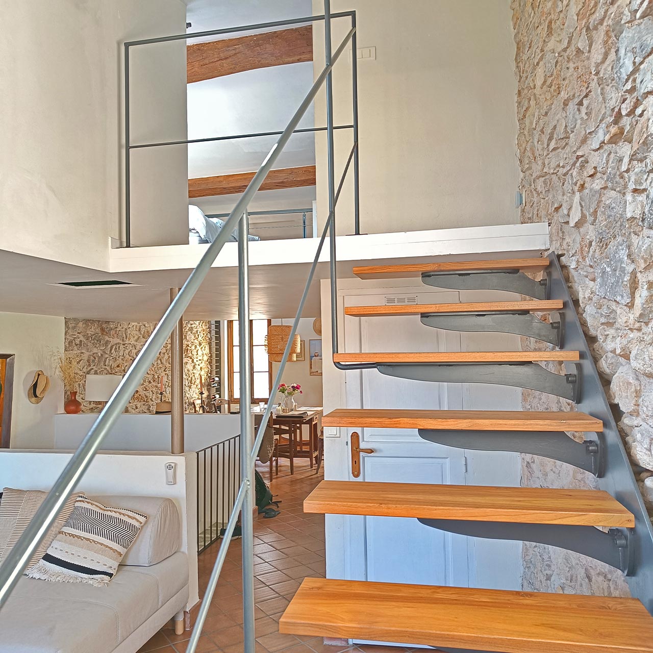 Rue Fourmilliere - Top Stairs