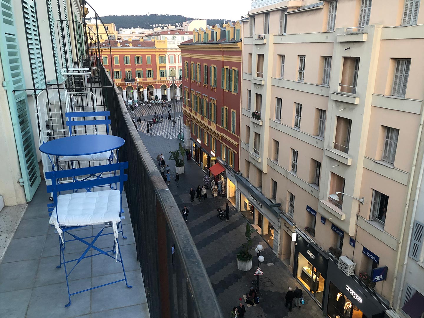 Rue Masséna - View 1