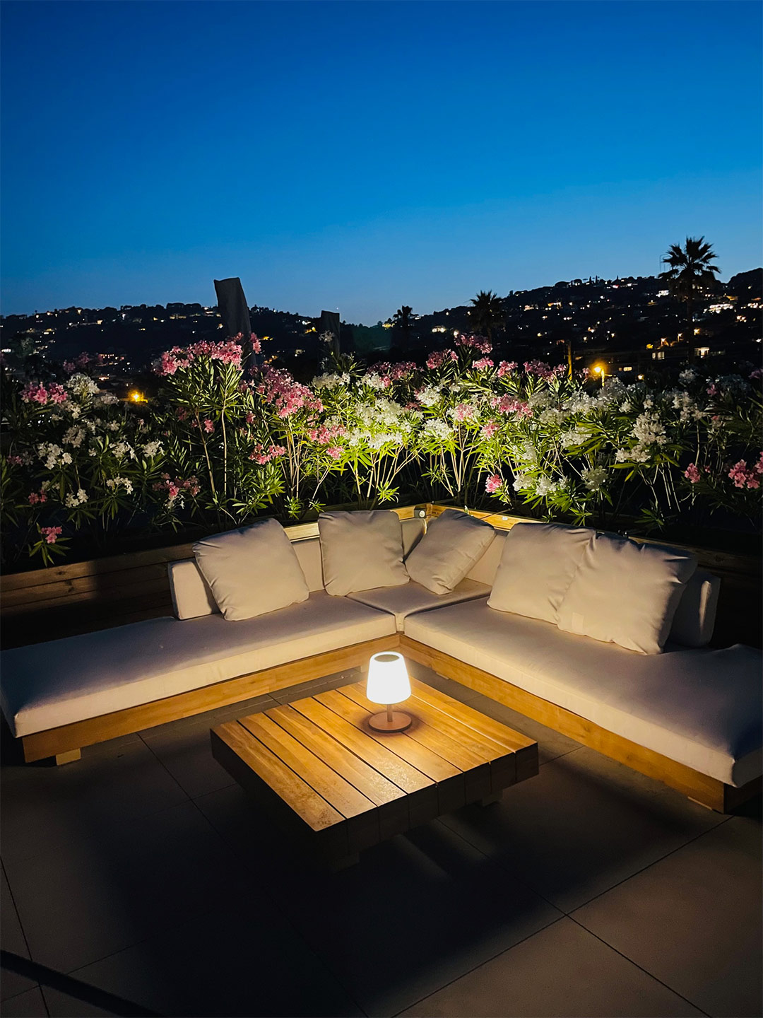 Villa Palma - Terrace Evening 1